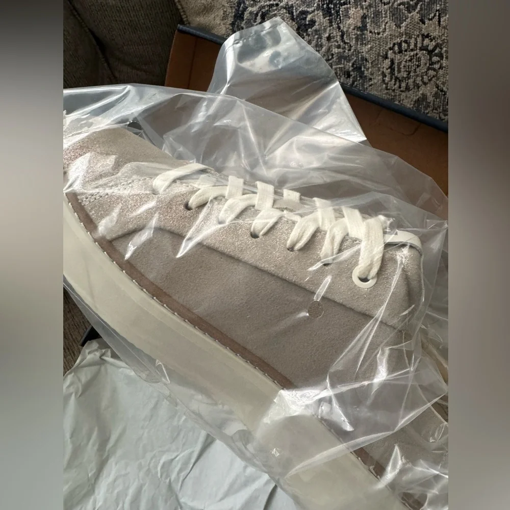 🎉LAST PIECE🎉COLE HAAN Topspin Sneakers‎